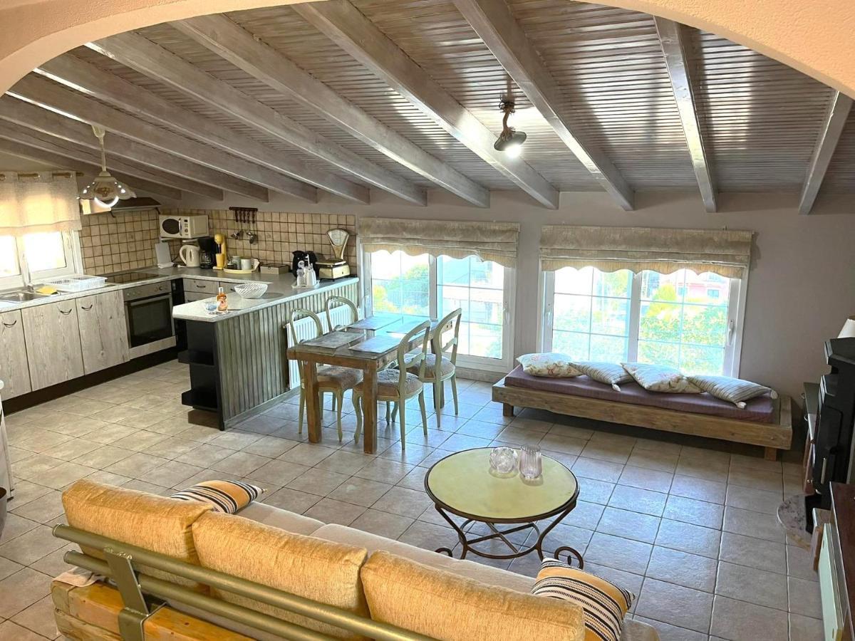 Samishouse Apartman Kanáli Kültér fotó